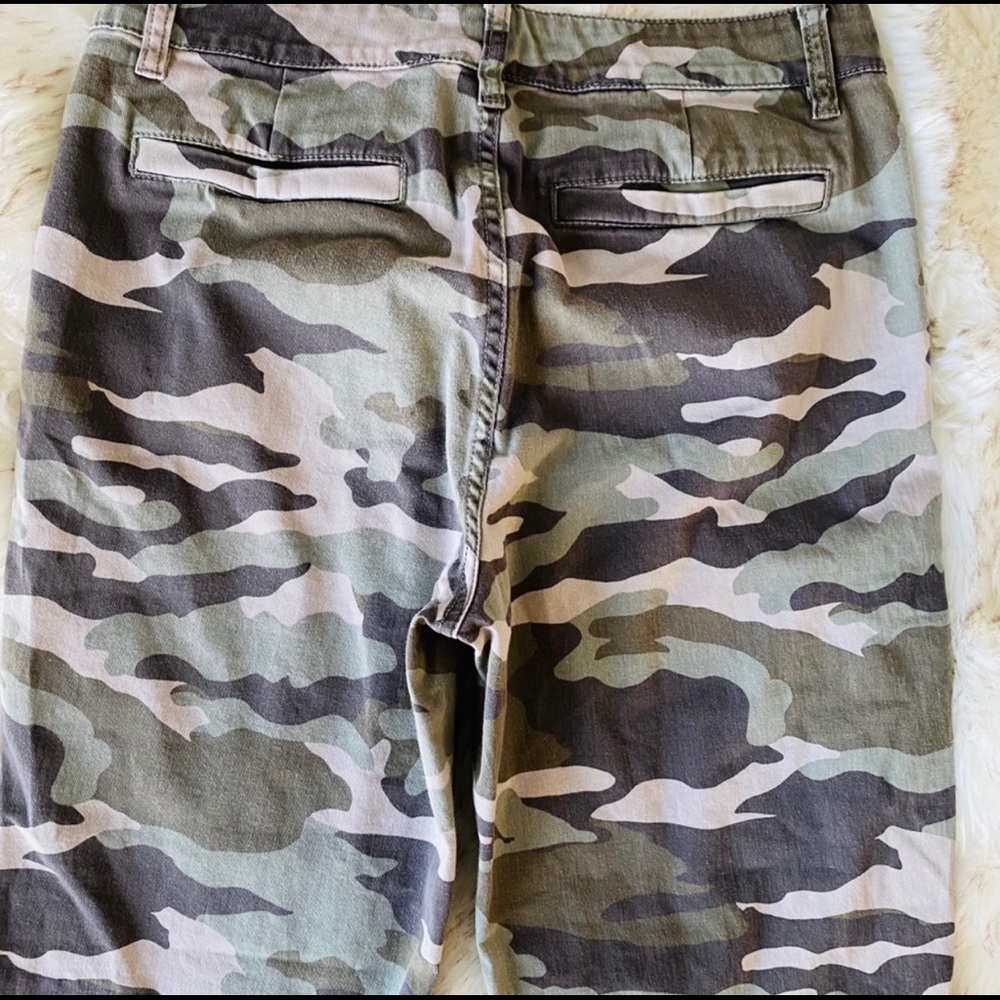 J Crew camo cropped pant - Picture 6 of 7